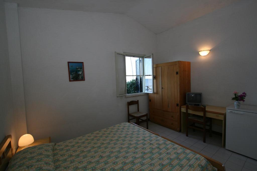 Hotel Club Poseidon Stalettì Habitación foto